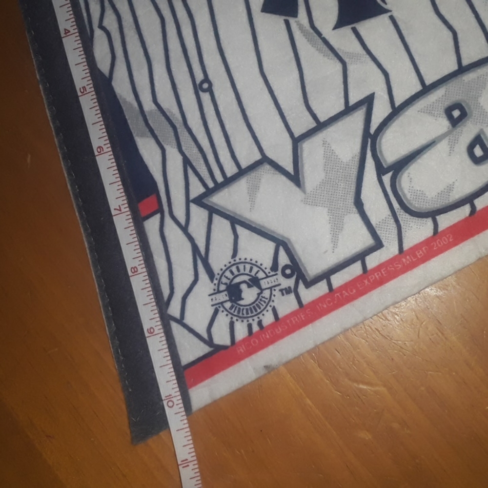 Yankees Pennant - Picture 6 of 8